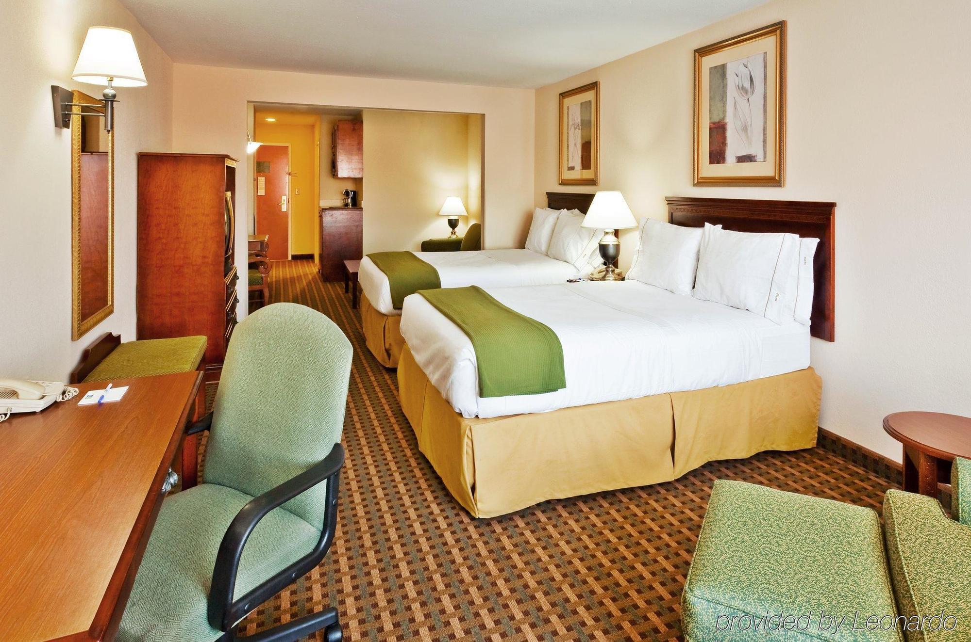 La Quinta Inn & Suites By Wyndham Meridian Habitación foto