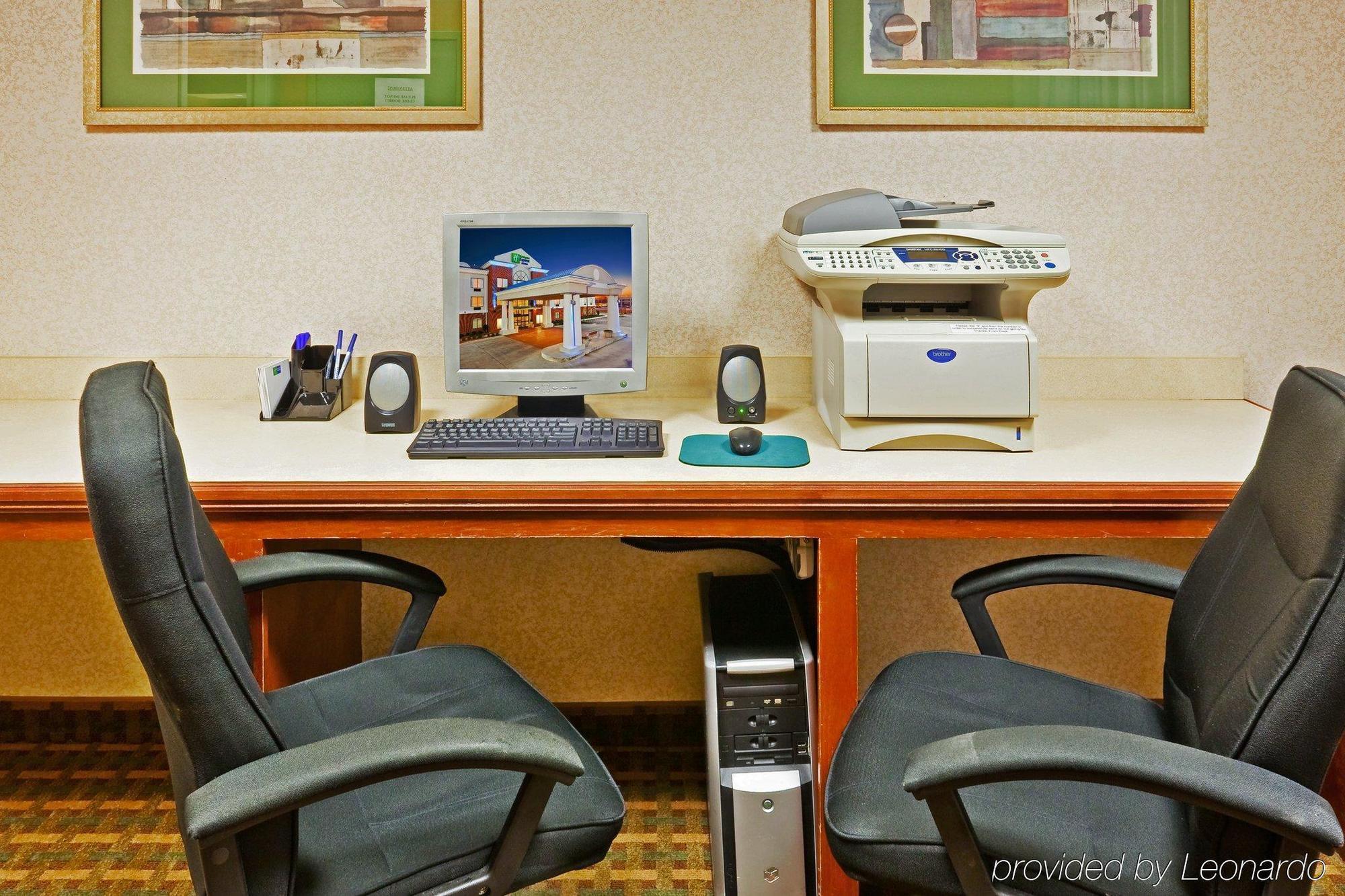La Quinta Inn & Suites By Wyndham Meridian Facilidades foto